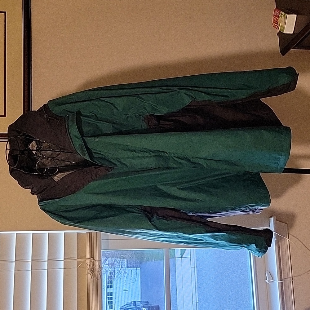 Columbia-long sleeve jacket